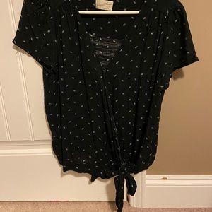 Black wrap shirt size medium